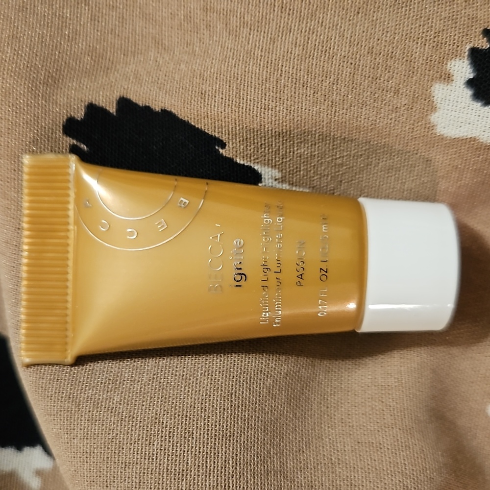 BECCA ignite, primer (5 for $20)